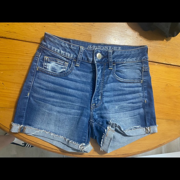 American eagle Jean shorts - Picture 2 of 2